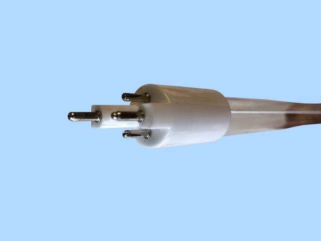 S200RLHO - 28 瓦 300 毫米交错针脚“非正品 Sterilight 适合”紫外线灯